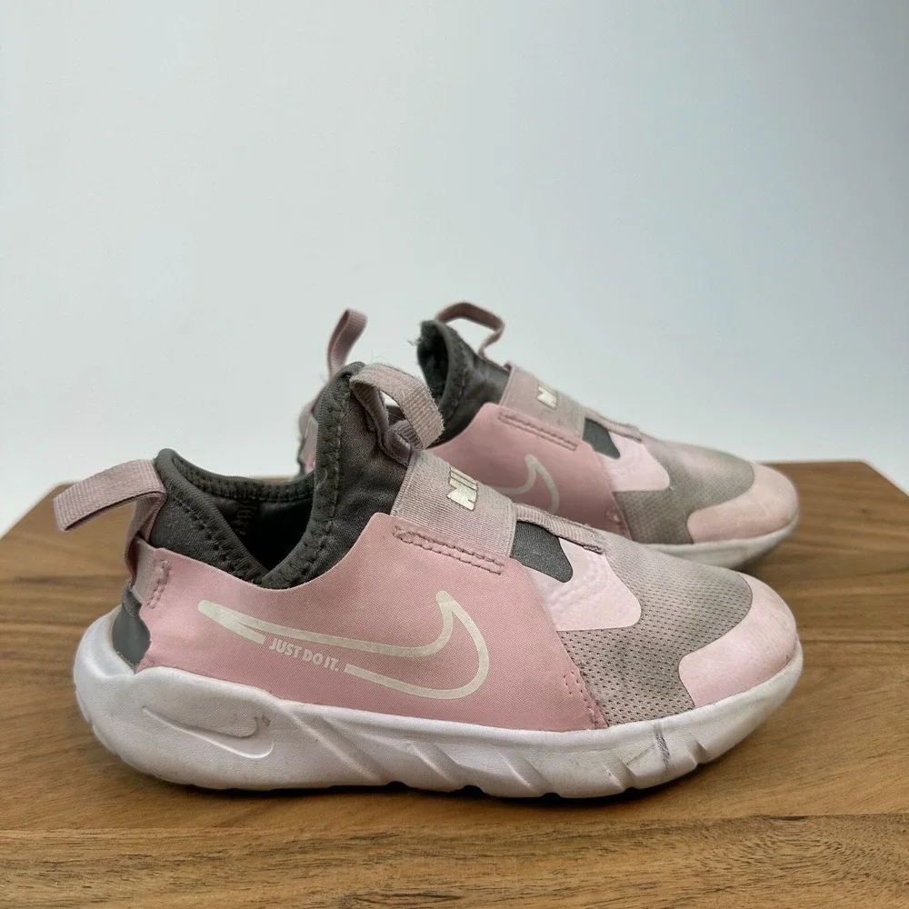 Big Kids Nike Flex Runner 3 Pink Athletic Running Shoes Sneakers Size 1‎ Y GUC
